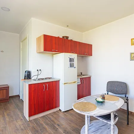 Sveciu Namai Tuopa Nemirsetoje Palangoje Apartment *