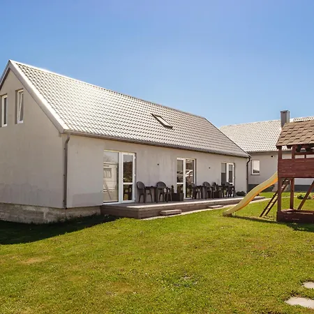 Sveciu Namai Tuopa Nemirsetoje Palangoje *