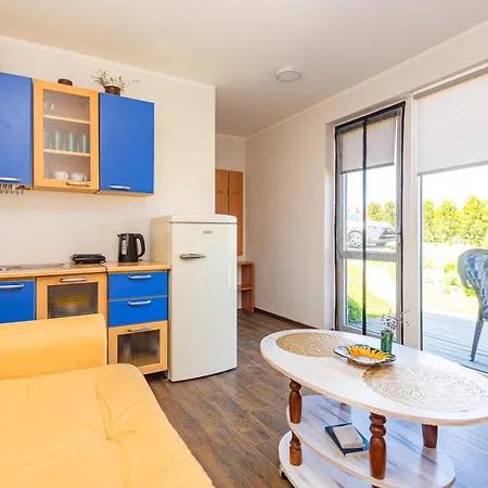 Sveciu Namai Tuopa Nemirsetoje Palangoje Apartament Połąga