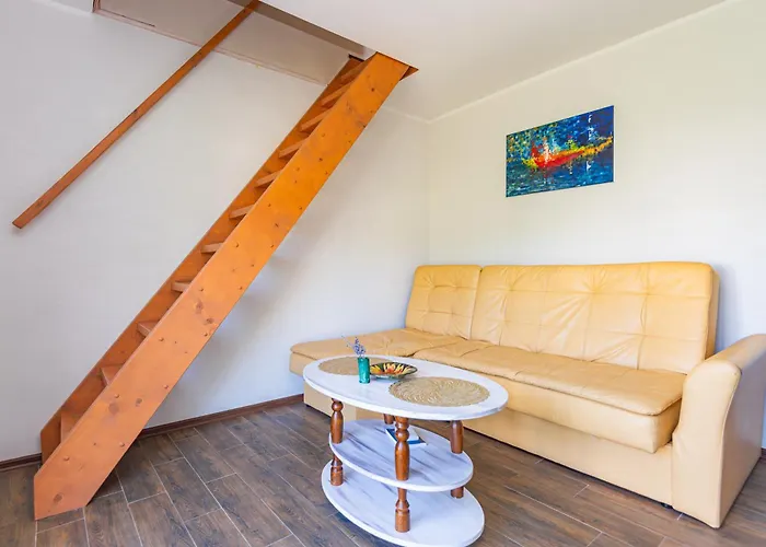 Apartment Sveciu Namai Tuopa Nemirsetoje Palangoje *