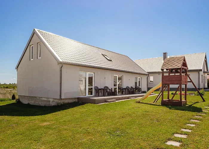 Sveciu Namai Tuopa Nemirsetoje Palangoje *