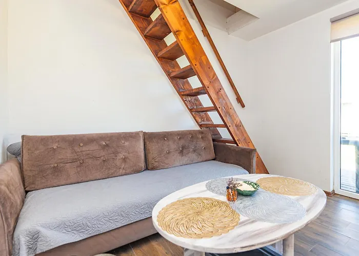 Apartament Sveciu Namai Tuopa Nemirsetoje Palangoje *